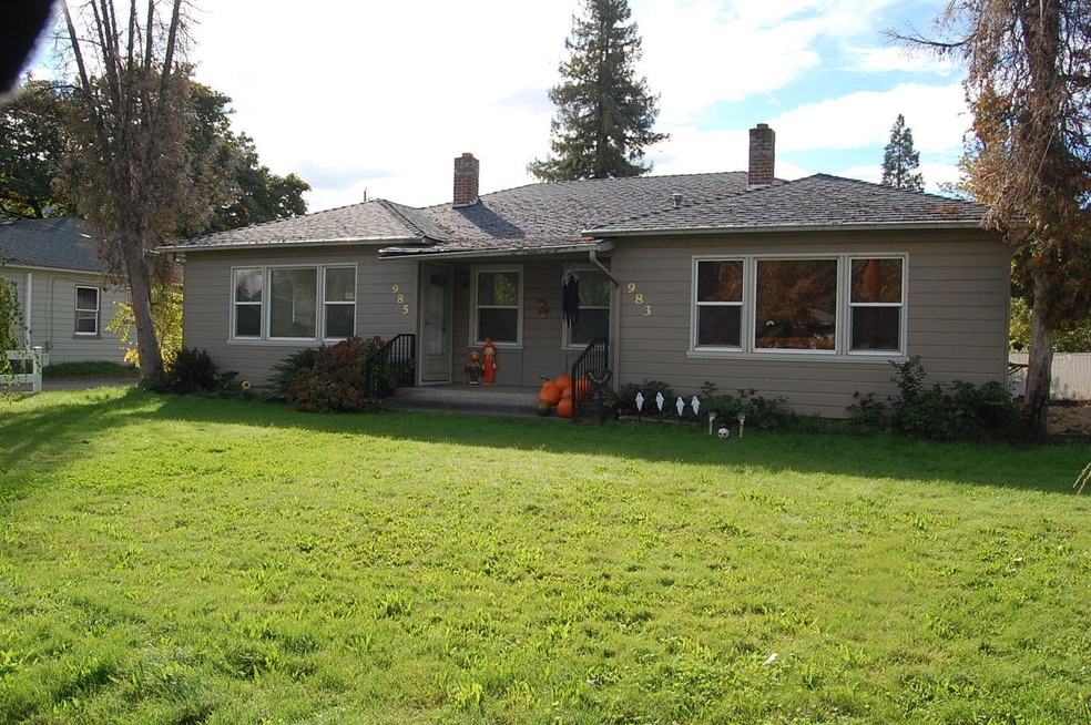 983 -985 SE N St, Grants Pass, OR 97526 - photo 1