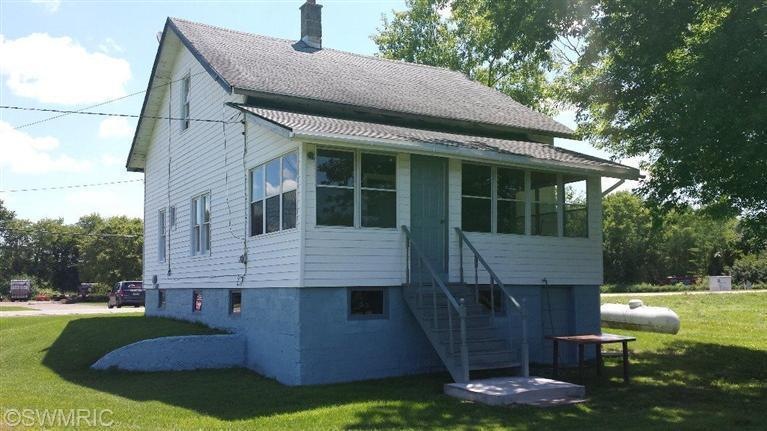 10059 Byron Center Ave SW, Byron Center, MI 49315 - photo 1