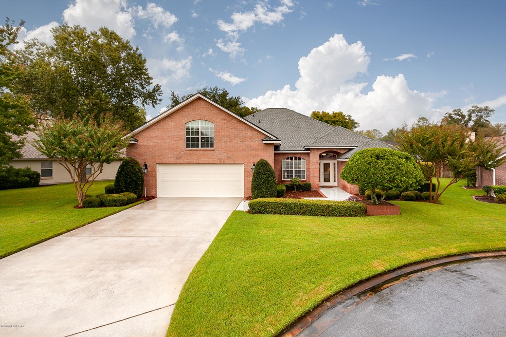 01 Front of Home