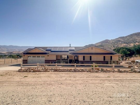 BEAUTIFUL QUALITY BUILT HOME
