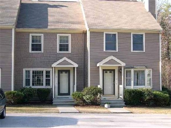 30 Walnut Cir, MerriMacK, NH 03054 - photo 1