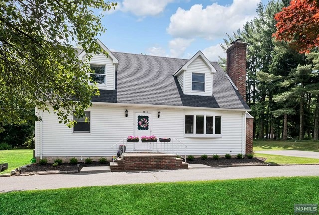 1013 Kent Place unit 1st floor, Franklin Lakes, NJ 07417 - photo 1