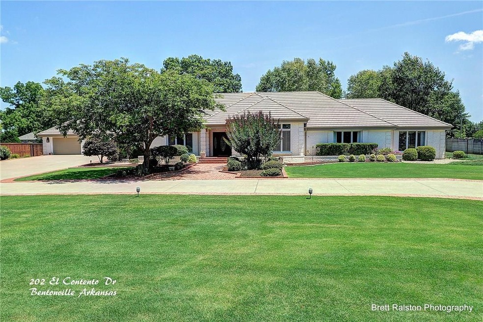 202 El Contento Dr, Bentonville, AR 72712 - photo 1