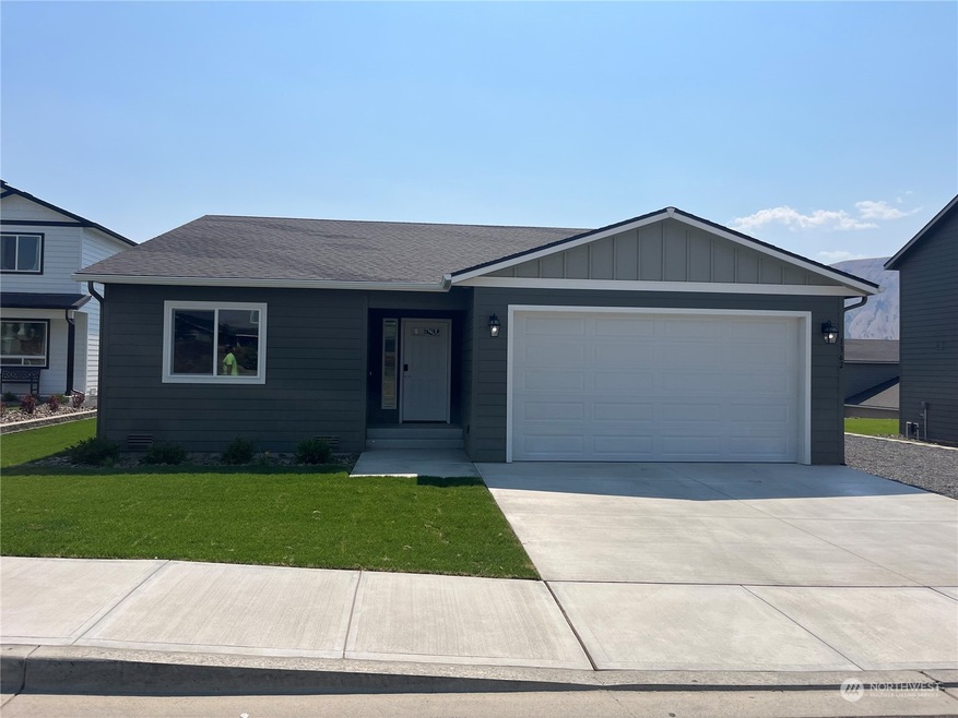 1362 SE Jean St, East Wenatchee, WA 98802 - photo 1