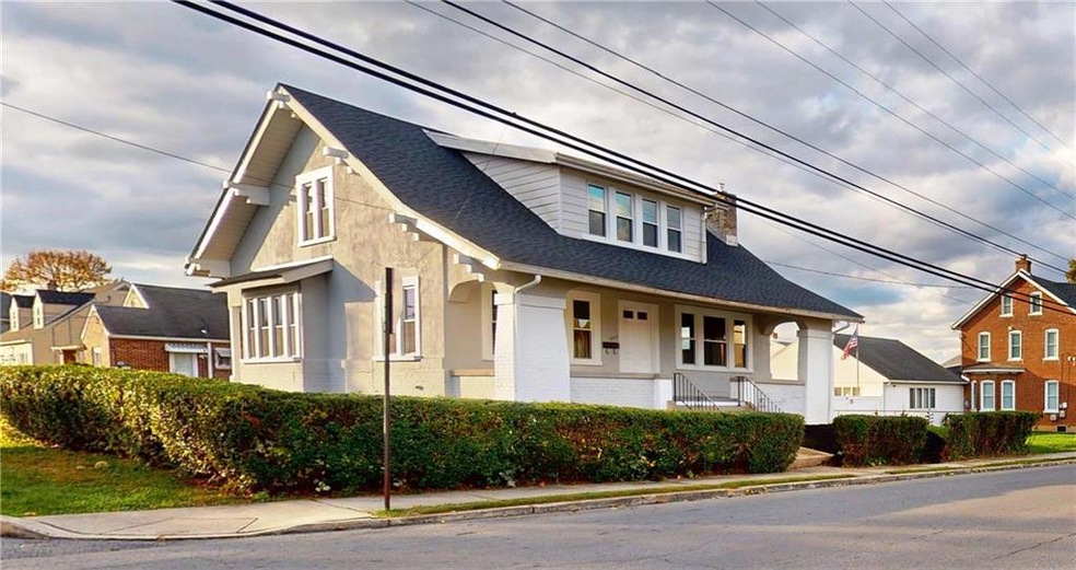 3 BR, 1.5 BA
