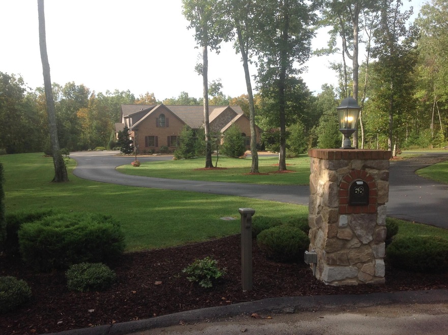 68 Ridgeview Ct, Crossville, TN 38571 - photo 1