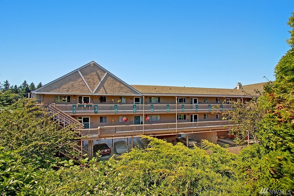 630 5th Ave S unit 206, Edmonds, WA 98020 - photo 1