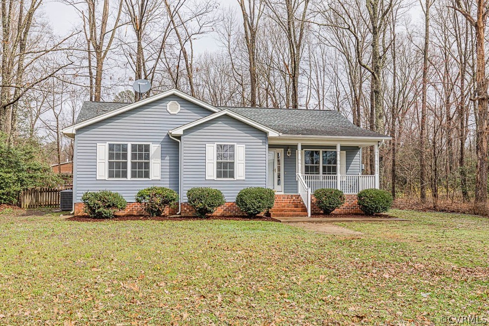 17319 Doggetts Fork Rd, Ruther Glen, VA 22546 - photo 1