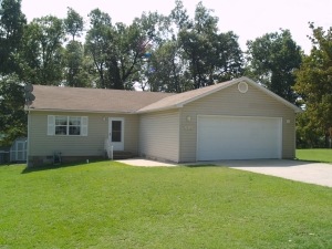 3708 Shields Dr, Harrison, AR 72601 - photo 1