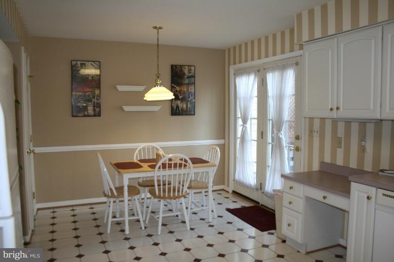 2819 Thickett Way, Olney, MD 20832 - photo 1