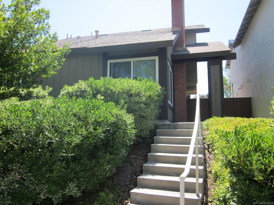 10706 Esmeraldas Dr unit 6, San Diego, CA 92124 - photo 1