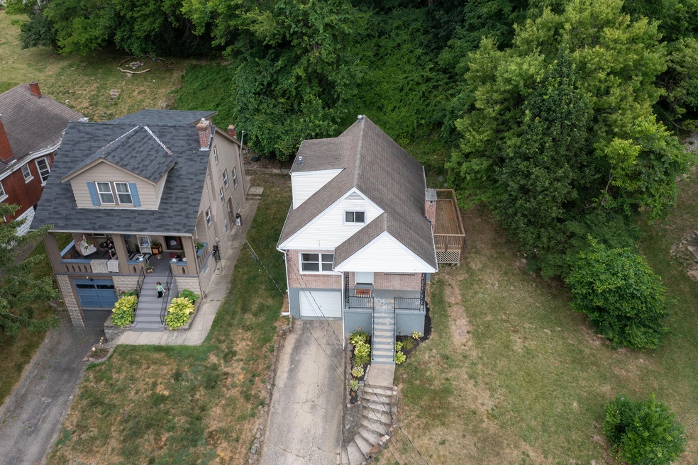 736 Highland Avenue