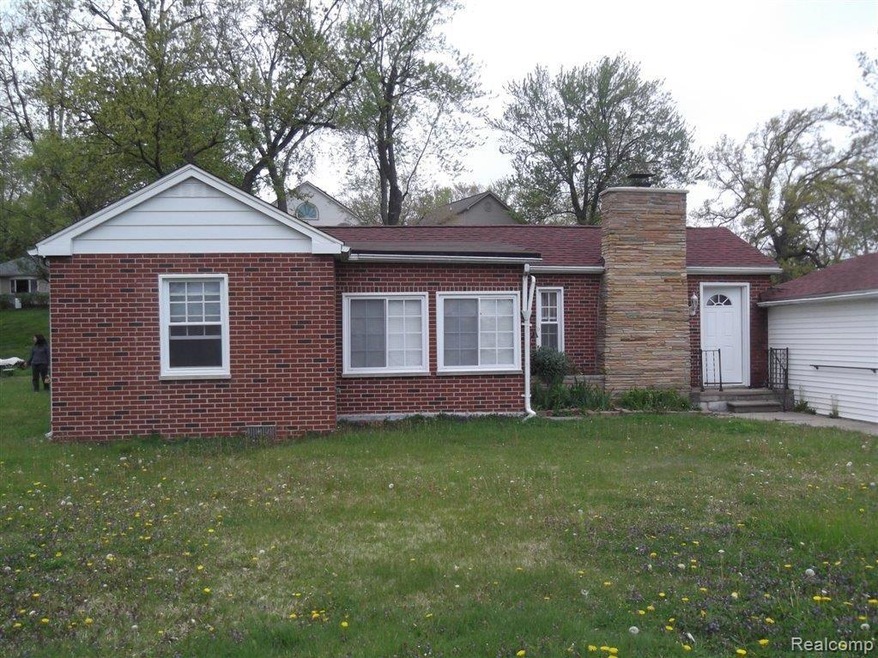 4660 Linwood