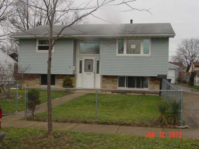 3990 Lynward Rd, Columbus, OH 43228 - photo 1