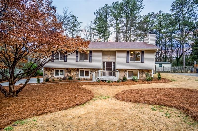 4111 Meadow Way, Marietta, GA 30066 - photo 1