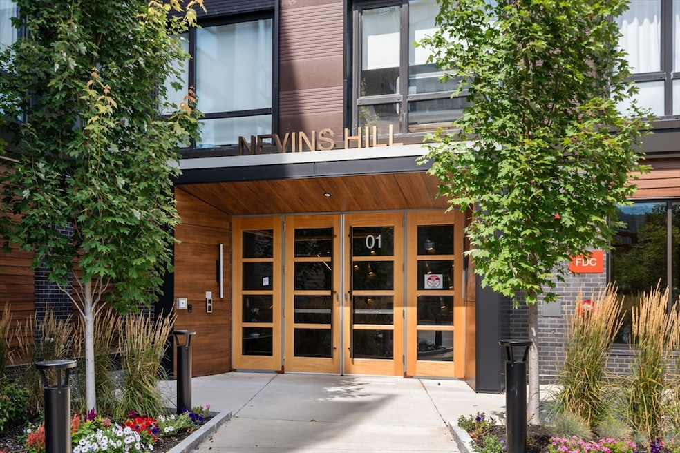 Sold $1,675,000 • Co-Listing Agent