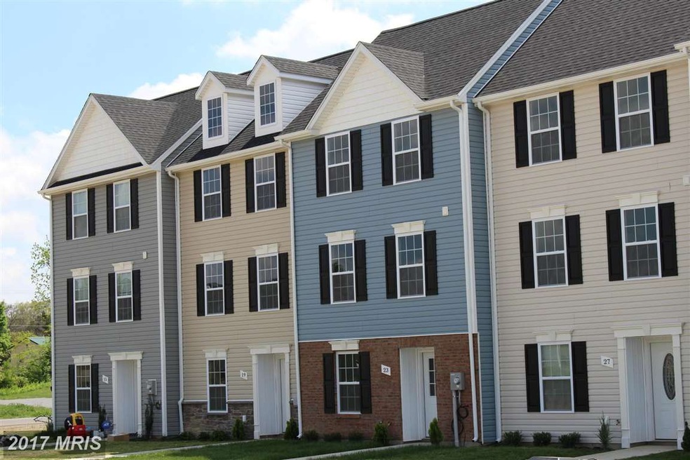 26 Hanger Ct, Inwood, WV 25428 - photo 1