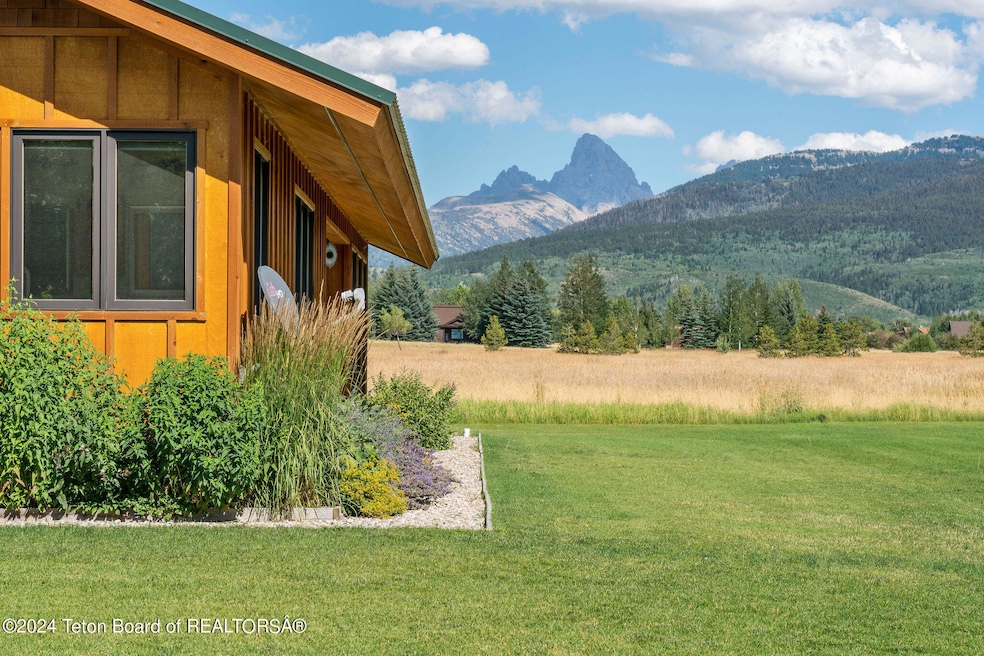 For Sale $1,499,000 • Co-Listing Agent