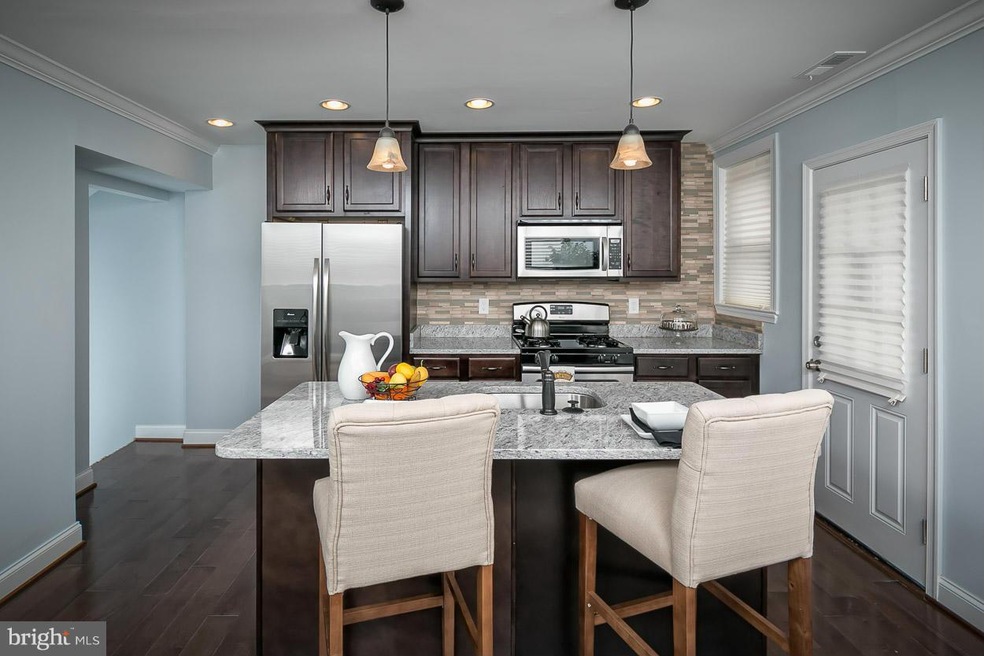 213 Ridge Ave, Towson, MD 21286 - photo 1