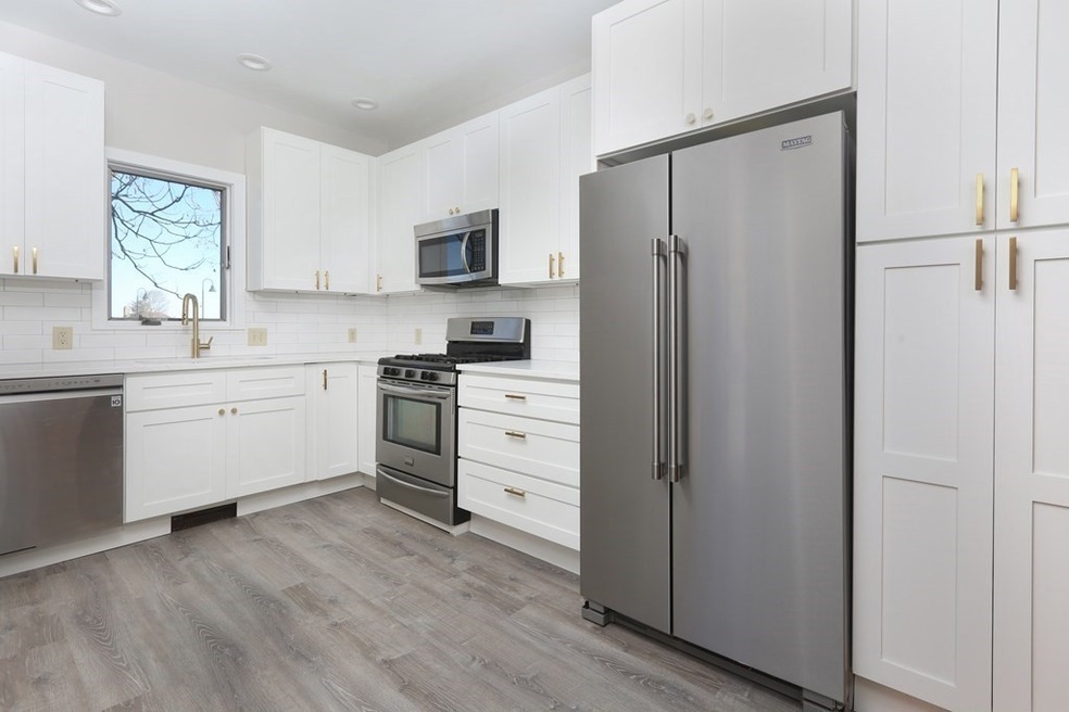 109 Water St unit 109, Newburyport, MA 01950 - photo 1