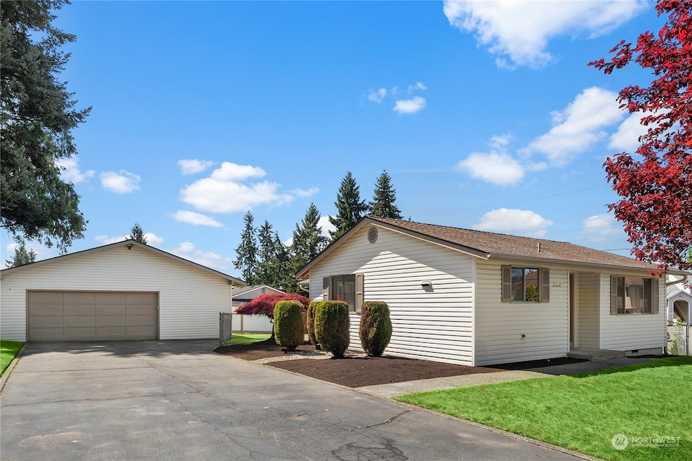 304 89th St SE, Everett, WA 98208 - photo 1