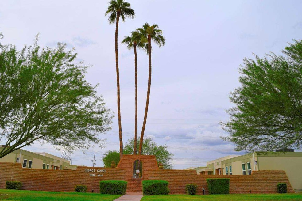 14074 N Newcastle Dr, Sun City, AZ 85351 - photo 1