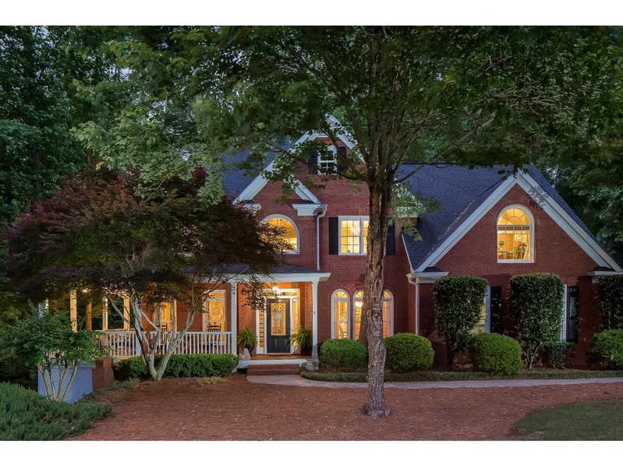 Fabulous 4 bedroom, 3.5 bath three sided brick bea