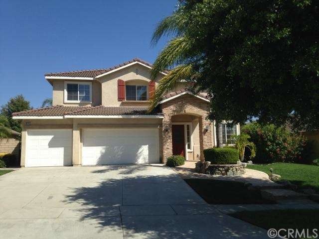 Gorgeous Corona pool home over 3000 sq.ft. 