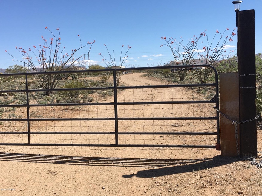 gate