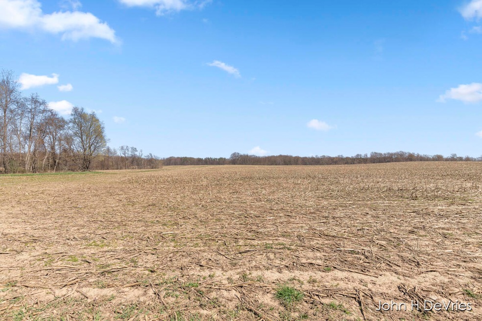 Buildable 10 Acres