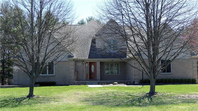4350 Valley Ridge Lane, Brighton Twp