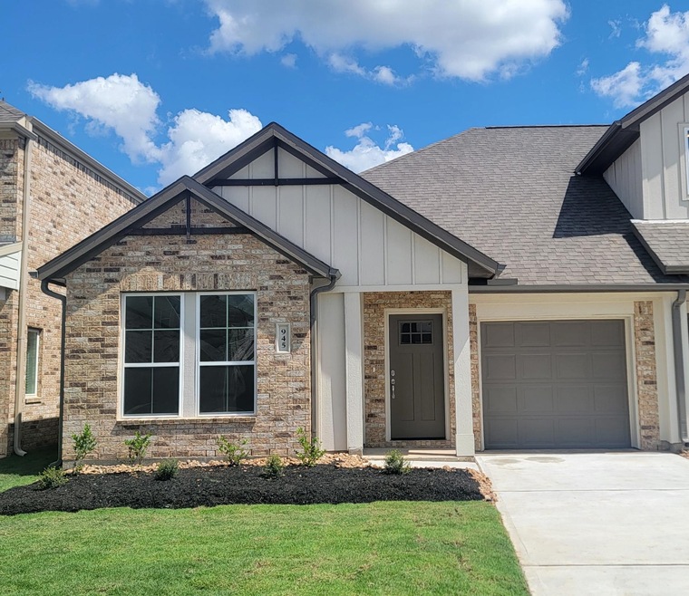 945 Tillman Ln, East Bernard, TX 77435 - photo 1