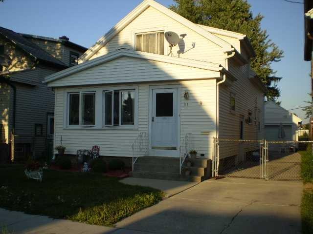 Exterior Front
