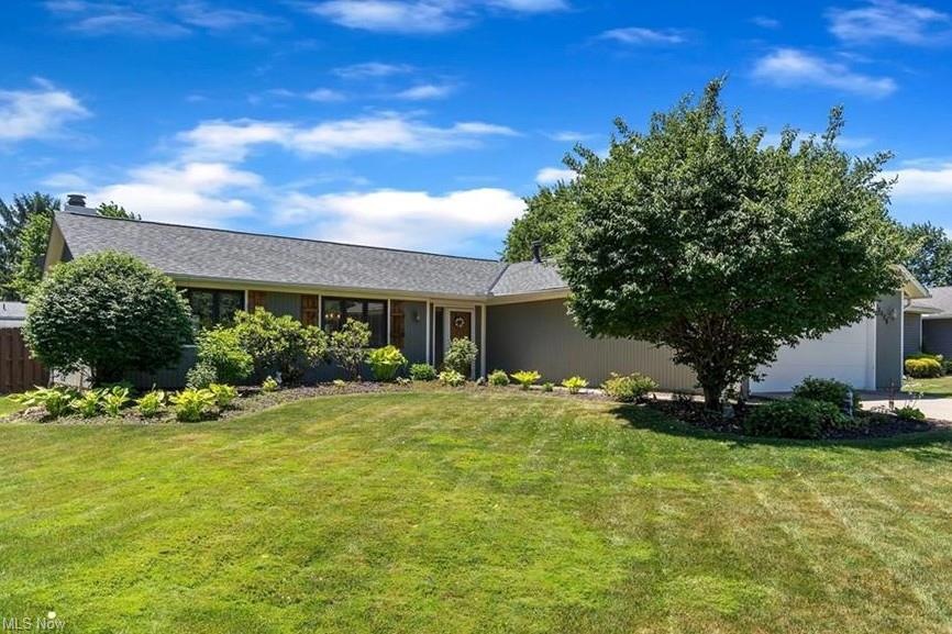 Gorgeous Curb Appeal!