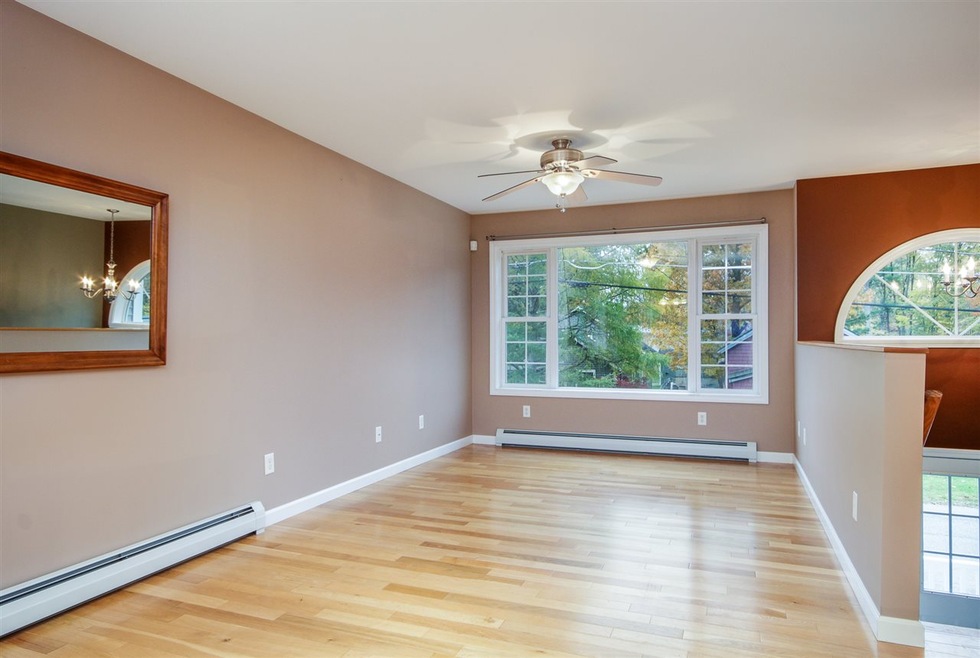 5 Camp St, Essex Junction, VT 05452 - photo 1