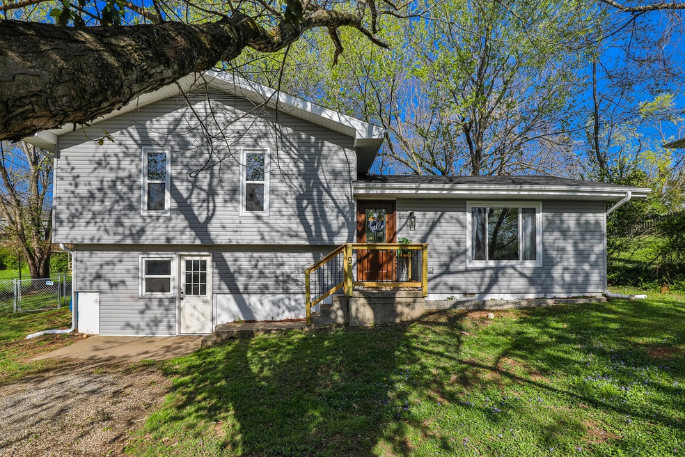 9 Hillside Dr, Nixa, MO 65714 - photo 1