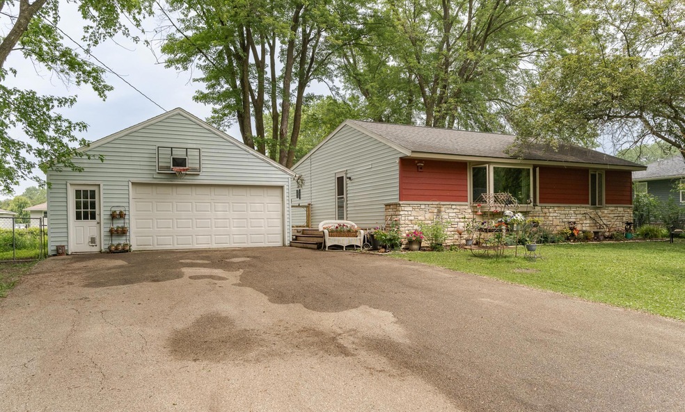 Sold $299,500 • Co-Listing Agent