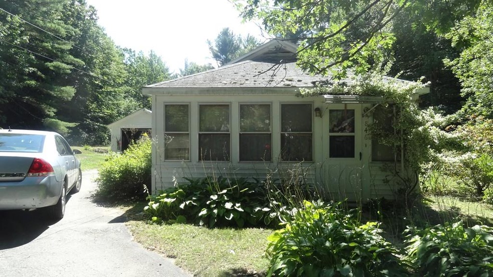 846 Hubbardston Rd, Barre, MA 01005 - photo 1