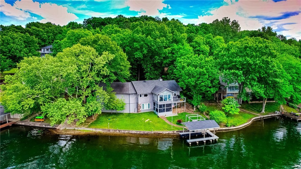 69 Kensington Dr, Bella Vista, AR 72715 - photo 1