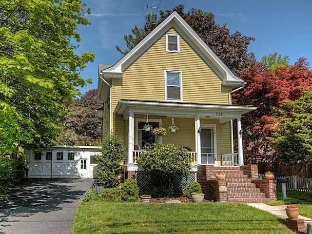 324 N Midland Ave, Nyack, NY 10960 - photo 1