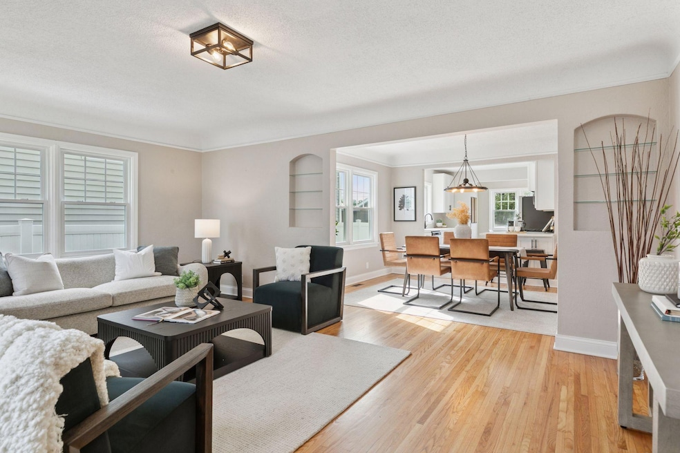 348 4th Ave S, South Saint Paul, MN 55075 - photo 1