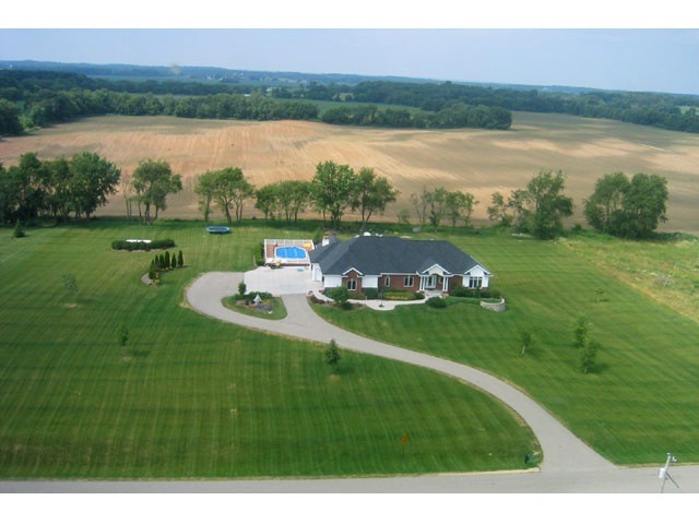 4444 Oak Hill Rd, Oregon, WI 53575 - photo 1