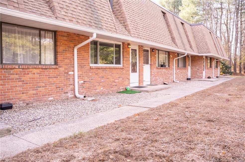 232 Monce Rd unit 5, Burlington, CT 06013 - photo 1