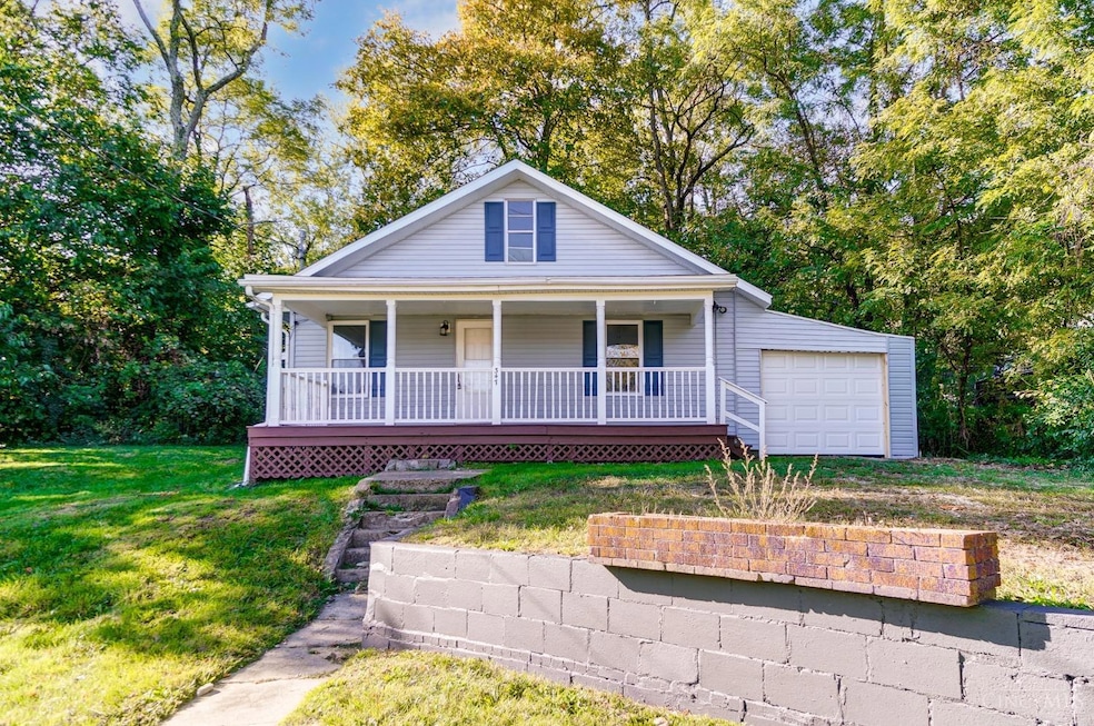 347 Lower River Rd, Cleves, OH 45002 - photo 1