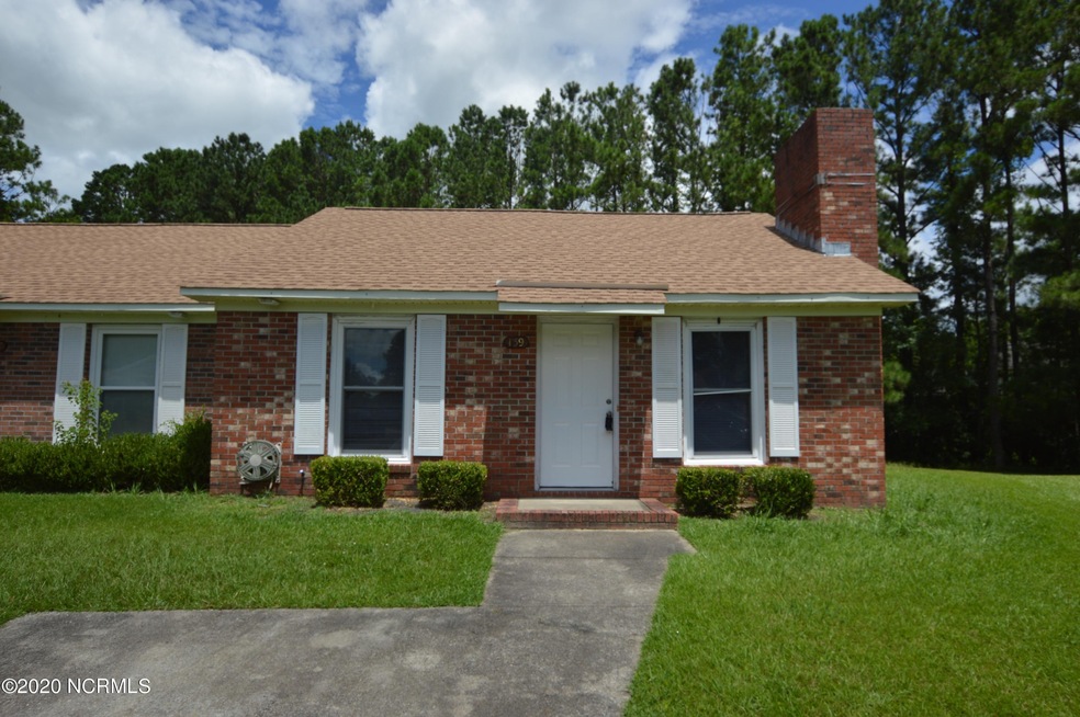 139 Windsor Ct, Jacksonville, NC 28546 - photo 1