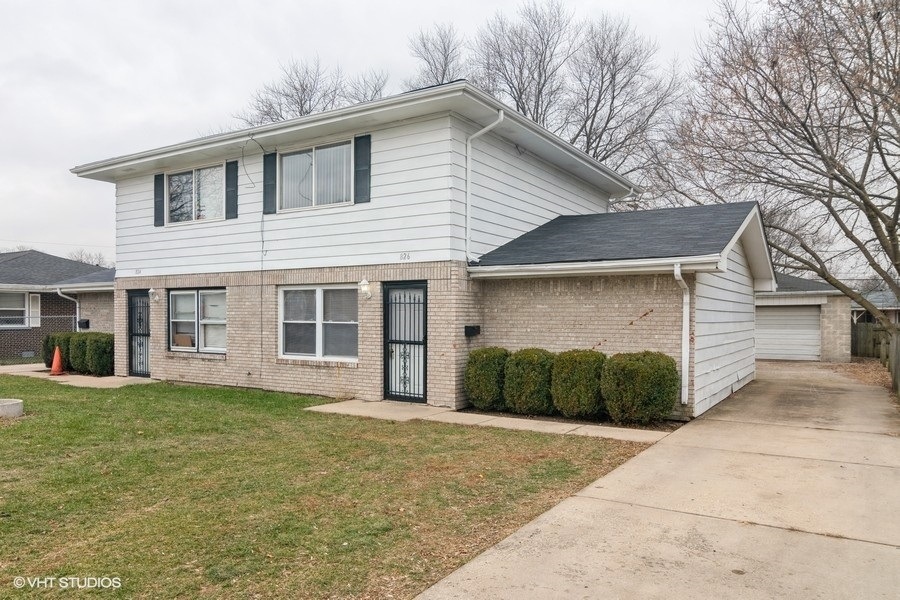 824 N Randall Rd unit 826, Aurora, IL 60506 - photo 1