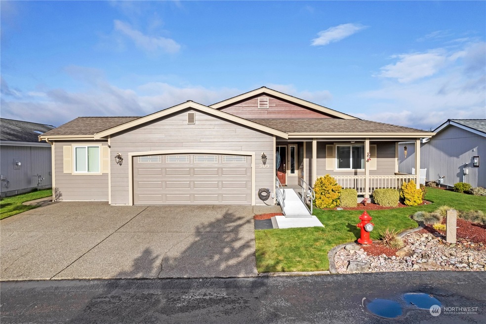 309 Oak St SW, Orting, WA 98360 - photo 1