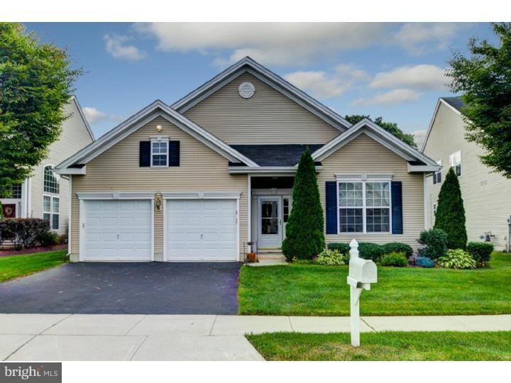 14 Bloomfield Ct, Dayton, NJ 08810 - photo 1