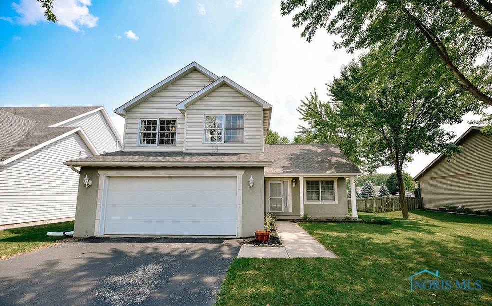 1517 Misty Oaks Dr, Findlay, OH 45840 - photo 1