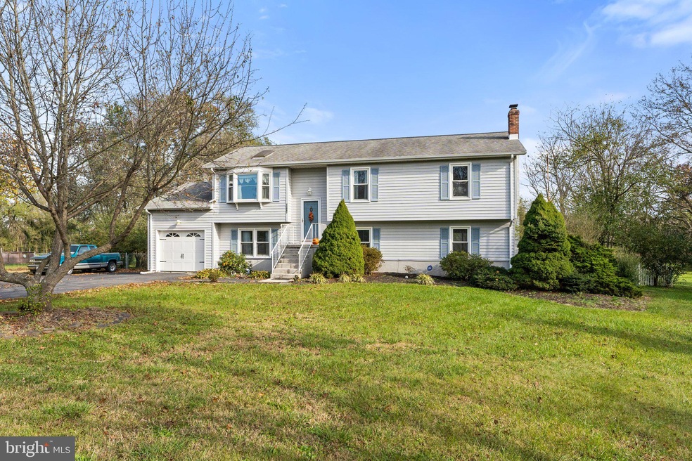 10997 Blake Ln, Bealeton, VA 22712 - photo 1